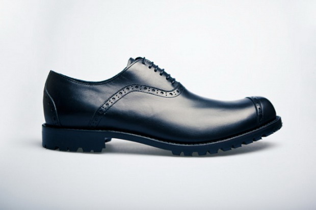 COMME des GARCONS Homme Plus 新款BROGUE皮鞋