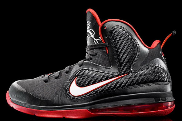 Nike LeBron 9 全球正式官方揭晓 : 一解其设计创意 & 细节剖析