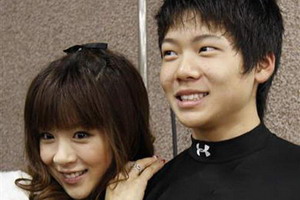 日本著名写真女星 星野亚希宣布结婚