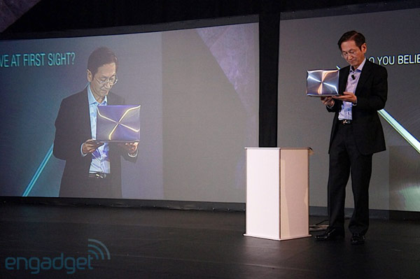 华硕UX系列定名Zenbook 美国售价999美元起