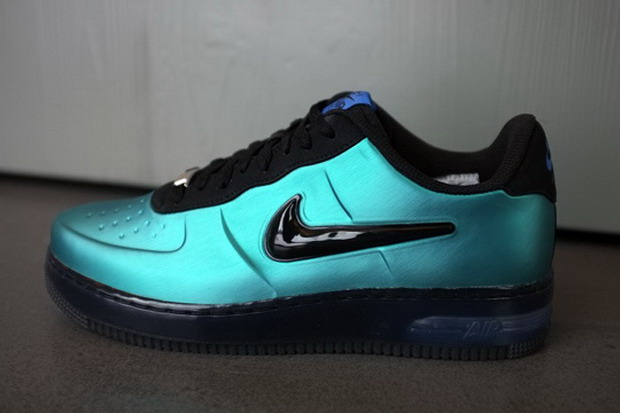 耀眼蓝色金属光泽 Nike Air Force 1 Foamposite Pro Low 鞋款
