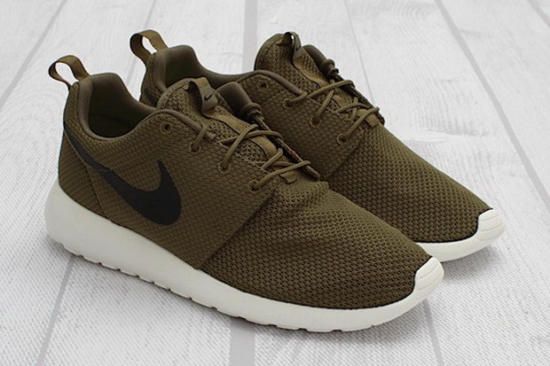 Nike Roshe Run "Iguana" 鞋款全新发表