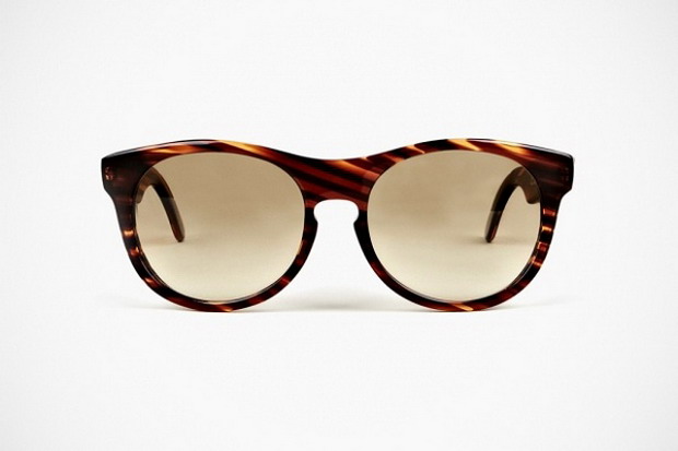 A.P.C. × L.G.R. 联名复古太阳眼镜 话题登场