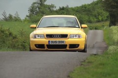 Drive: 比较 New Audi RS4 与 Original B5 ＆ B7 ＆ Mercedes-Benz's C63 AMG