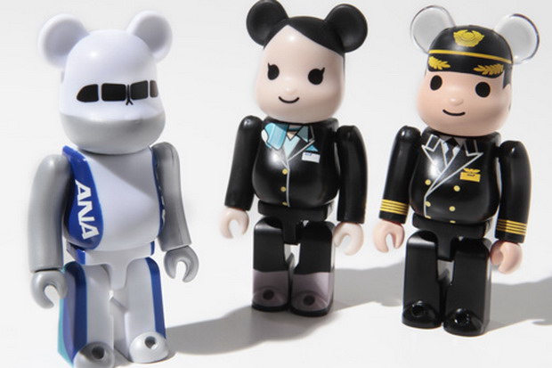 BE＠RBRICK ANA 航空公仔限定组