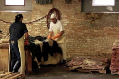 Tanner Goods 带领大家造访百年皮革厂牌 Horween 位于芝加哥 Chicago 的工厂