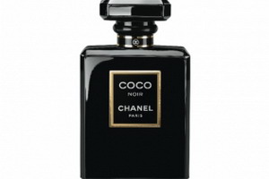 璀璨的夜之女王 CHANEL「COCO NOIR」黑色香水 明天现身