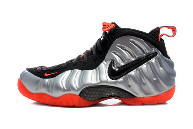 Nike Air Foamposite Pro “Bright Crimson” 篮球鞋款