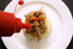 Linus' Bama Style Barbecue 呈现美味 BBQ 火烤料理