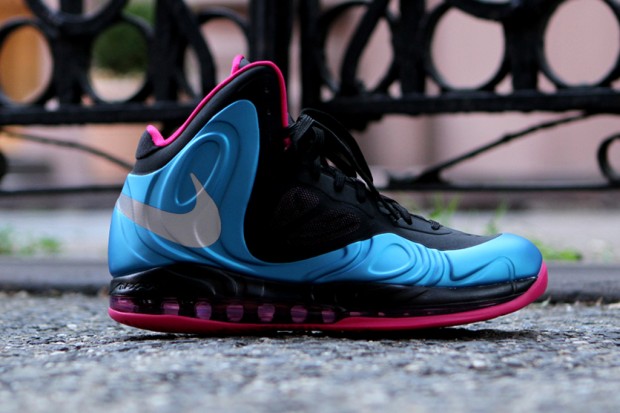 Nike 2012 Air Max Hyperposite“Dynamic Blue/Reflective Silver”鞋款