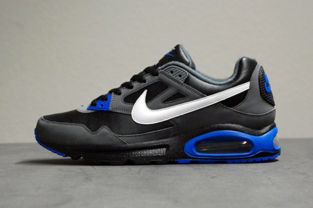 Nike Air Max Skyline EU (Black/Photo Blue) 鞋款