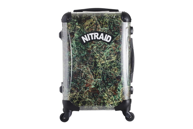 Nitraid “Dope Forest” 时尚旅行箱