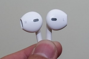 历经三年设计改进 新款苹果小白耳塞EarPod