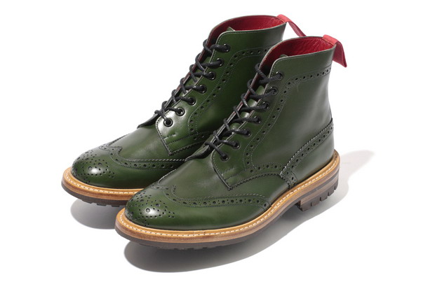 A Bathing Ape × Tricker's 2012秋季 Stow Boots 靴款