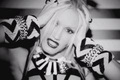 No Doubt featuring Busy Signal & Major Lazer – Push and Shove