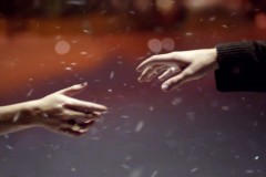 Facebook 推出首波形象广告 “The Things That Connect Us”