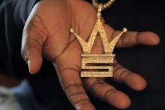 全世界知名的嘻哈说唱资讯网站创办人 Q 在 Ben Baller 电视节目中花费 $70,000 美金打造个人项炼