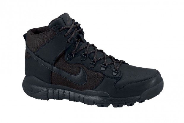 Nike Dunk High OMS “Blackout” 鞋款
