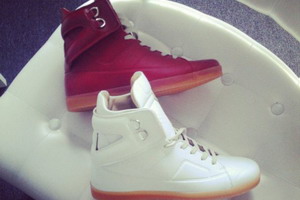 H&M × Maison Martin Margiela Hightops 鞋款抢先一览！