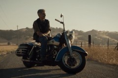 eBay 推出经过了 33 年后与自己以往拥有钟爱的 Harley 机车重逢的故事视频短片