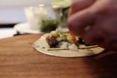 Animals Eating Animals 美食系列第六集： 自制墨西哥 Tacos