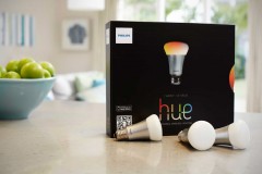 Philips Hue Light Bulb 提供可调控光线色调的全新 LED 电灯泡