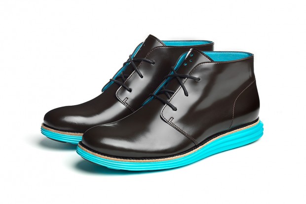 Cole Haan 2012冬季兼具防水与反光功能 Cooper Square & LunarGrand Chukkas 系列鞋款