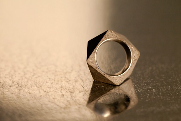 22 Design Studio Polygon Concrete Jewelry 水泥戒指