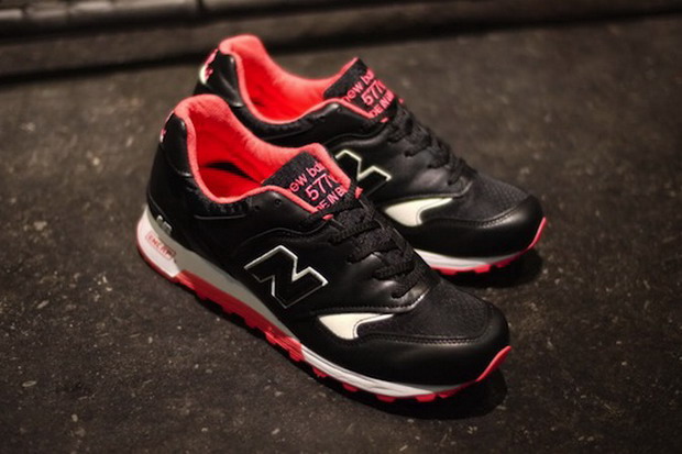 New Balance × Size? × Jeff Staple M577v3 UK Black Pigeon 三方联名鞋款
