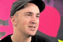 KAWS 谈论为梅西百货 Macy’s Thanksgiving Day Parade 感恩节大游行打造的 KAWS Companion Balloon 艺术设计气球概念