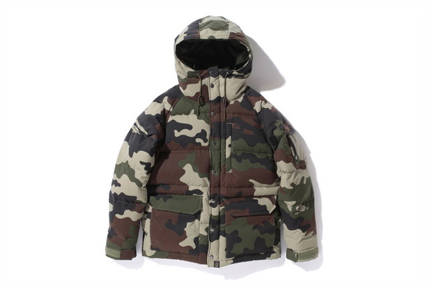 A Bathing Ape 2012秋冬 WOODLAND CAMO MILITARY DOWN JACKET 迷彩羽绒外套