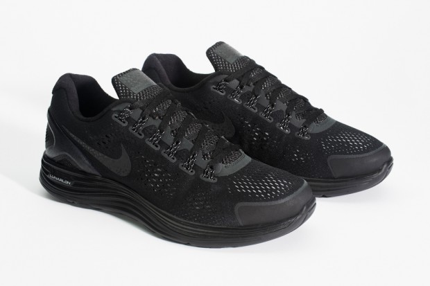 Nike 2012冬季 LunarGlide+ 4 Shield NRG 特别版鞋款