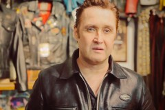 英国经典品牌 Lewis Leathers 首席设计师 Derek Harris 谈及 Biker Jackets 机车夹克