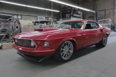 Bodie Stroud 将经典的 Ford Mustang Boss 494 改装重