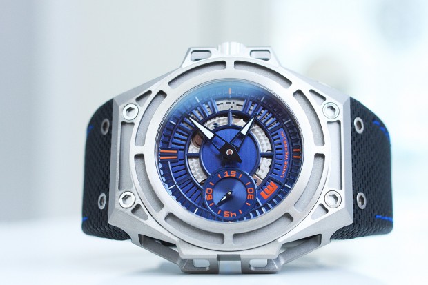 Linde Werdelin 发表全新 SpidoLite II Titanium 表款