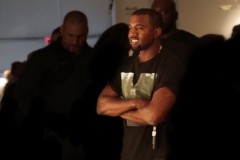 Kanye West 亲身到场支持 Pharrell Williams Miami 新书签名会