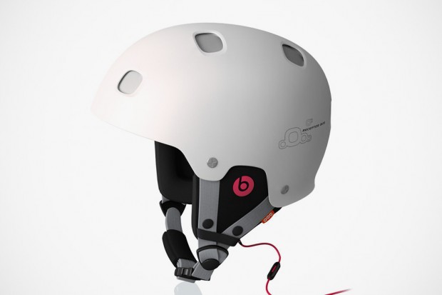 POC × Beats by Dr. Dre 携手打造 Receptor BUG Communication Helmet 耳机功能头盔