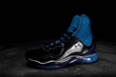 Cam Newton 分享与 Under Armour 合作签名战靴的设计灵感