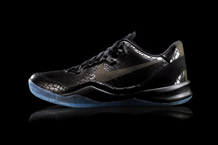 Nike Basketball 发表全新中国十二生肖概念设计 Kobe 8 System 与 Air Zoom Huarache 2K4 癸巳蛇年别注鞋款系列