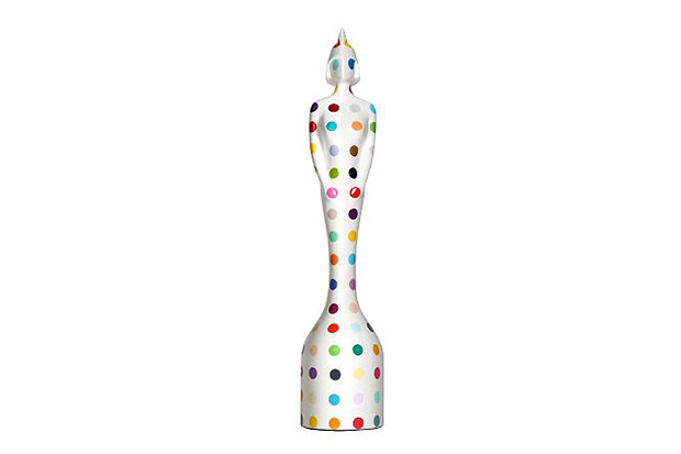 Damien Hirst 为 2013 年 Brit Awards Statu 全英音乐奖打造奖杯