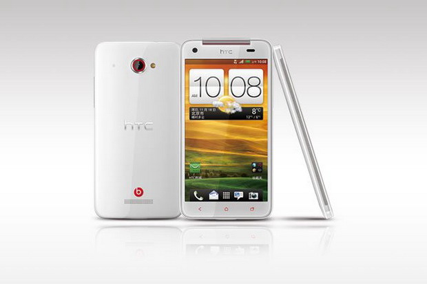 HTC 在中国率先推出白色版 Butterfly 智能手机