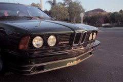 《Petrolicious》 分享两辆稀有的 BMW Alpina 古董汽车风采！