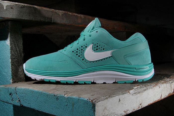 Nike SB 2013春季 Lunar Rod “Mint” 鞋款