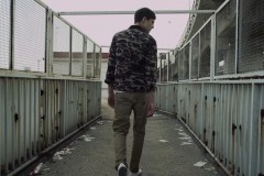 Alexander Basile 为 Carhartt WIP 拍摄 “A Golden Light Underneath My Car” 短片