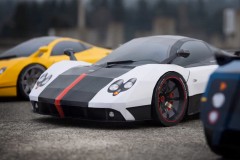 VisualSpicer 手工纸艺者打造微型 Pagani Zonda 超级跑车