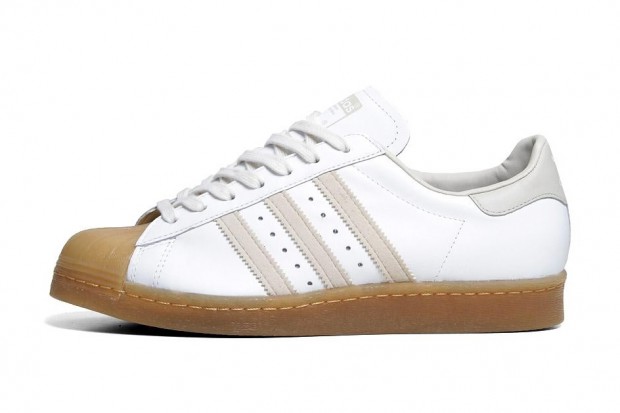 adidas Originals 2013春季 Superstar 80s White/Gum 鞋款