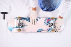 Marc Jacobs Road Rash Skate Deck 滑板视频短片