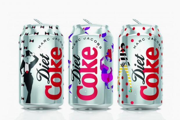 Diet Coke 健怡可乐创意总监 Marc Jacobs 设计别注版 Diet Coke 瓶身正式登场