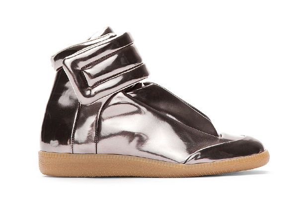 Maison Martin Margiela Metallic Pewter Leather Sneakers 鞋款