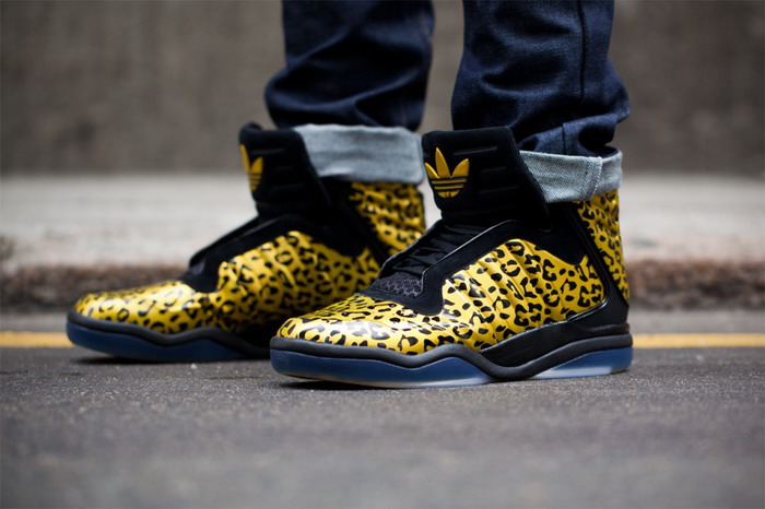 adidas Originals TS Lite AMR “Trophy Hunter” 鞋款细节全览